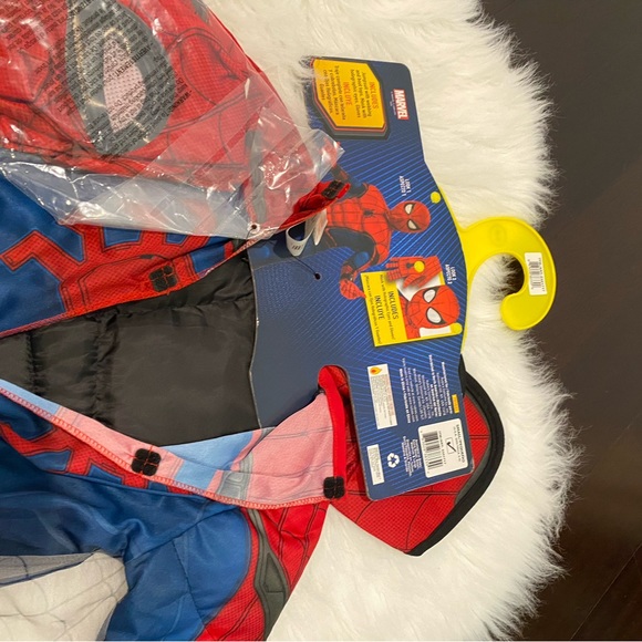 Marvel Spider-Man costume - Picture 6 of 7